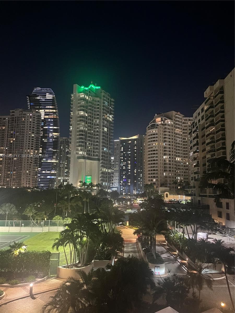 Condominium at 520 Brickell Key Dr # A610, Miami FL 33131
