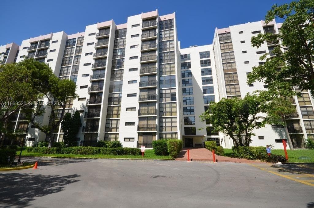 Condominium at 17021 N Bay Rd # 316, Sunny Isles Beach FL 33160