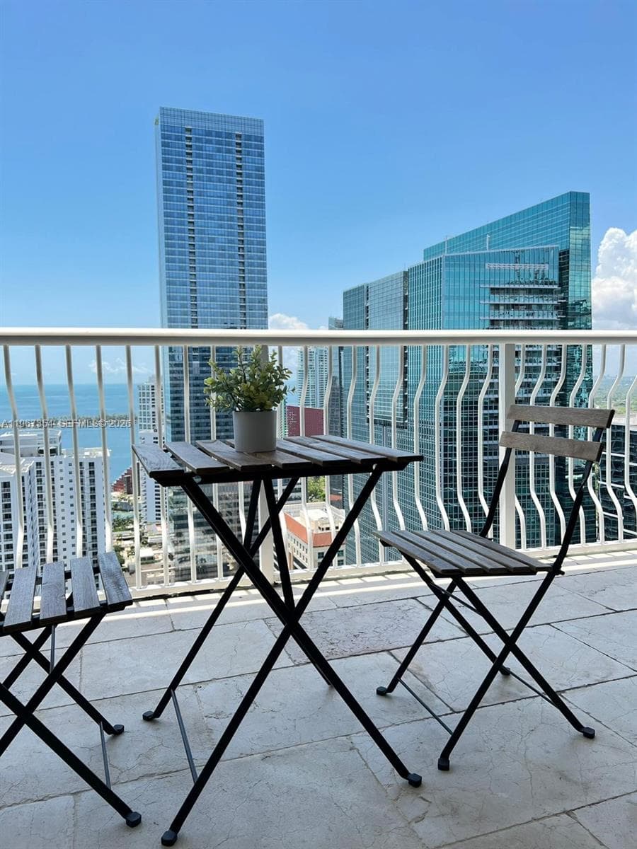Condominium at 1200 Brickell Bay Dr # 4217, Miami FL 33131