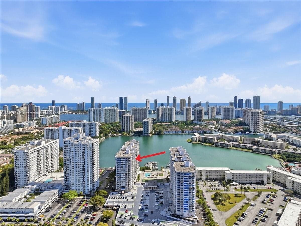Condominium at 18051 Biscayne Blvd # 1701, Aventura FL 33160
