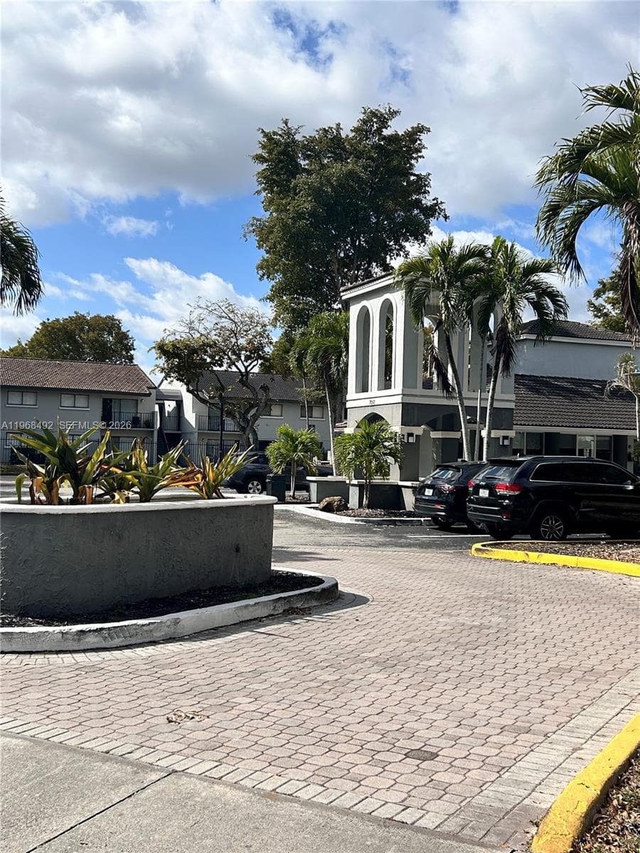 Condominium at 7030 NW 179th St # 205, Hialeah FL 33015