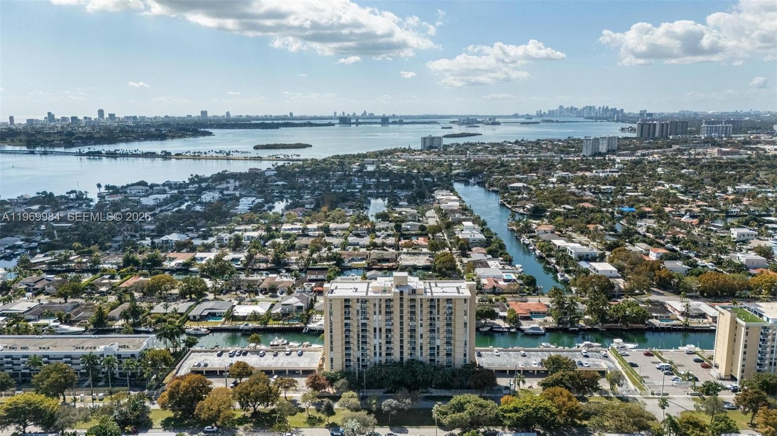 Condominium at 2350 NE 135th St # 811, North Miami FL 33181