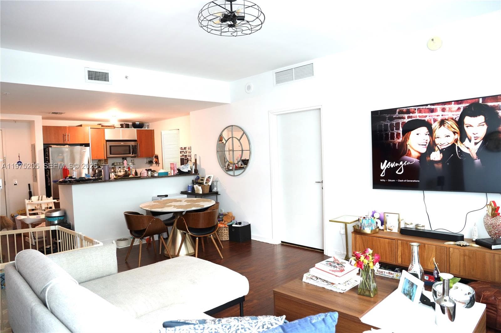 Condominium at 300 S Biscayne Blvd # 3504, Miami FL 33131