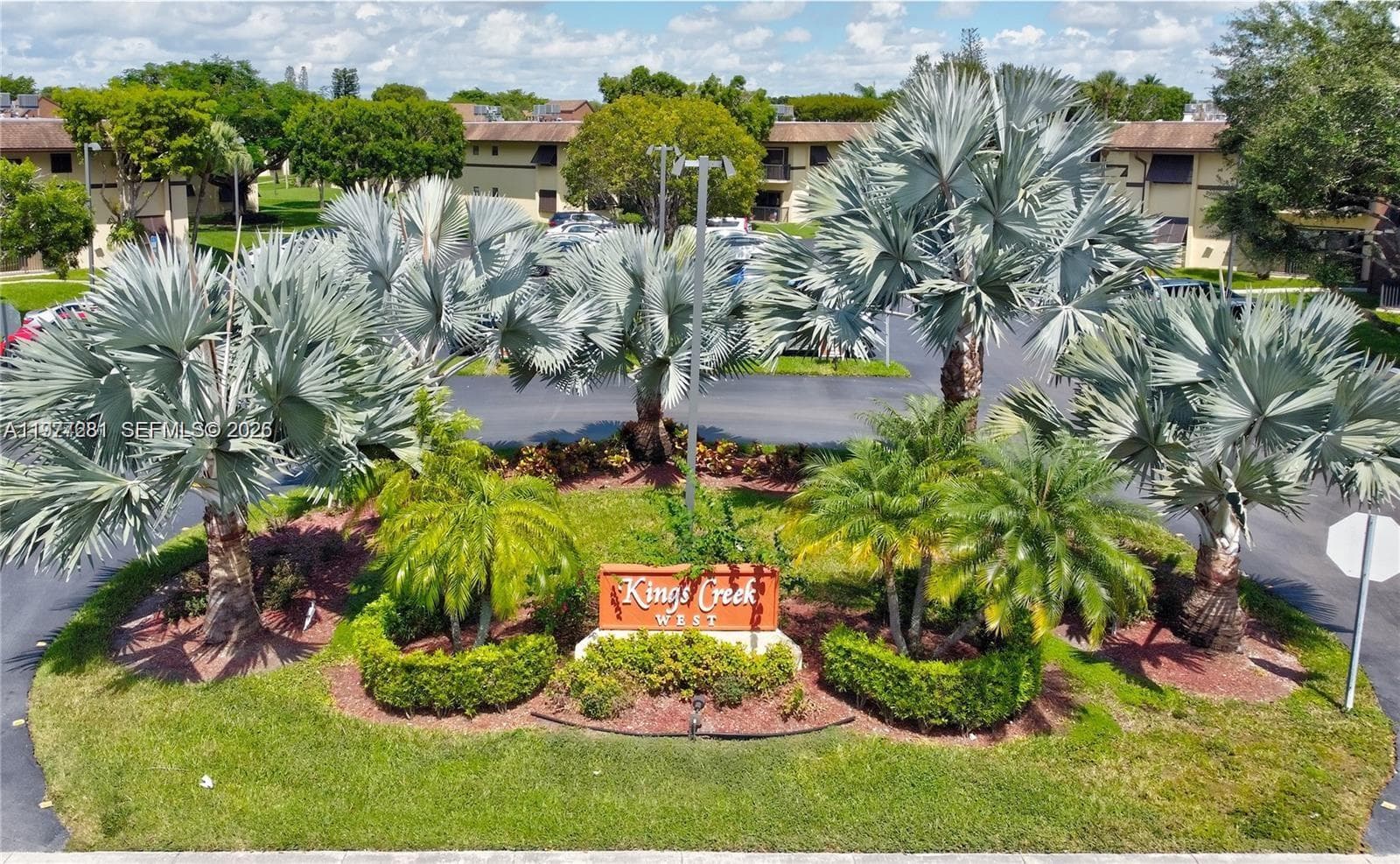 Condominium at 7985 SW 86th St # 432, Miami FL 33143