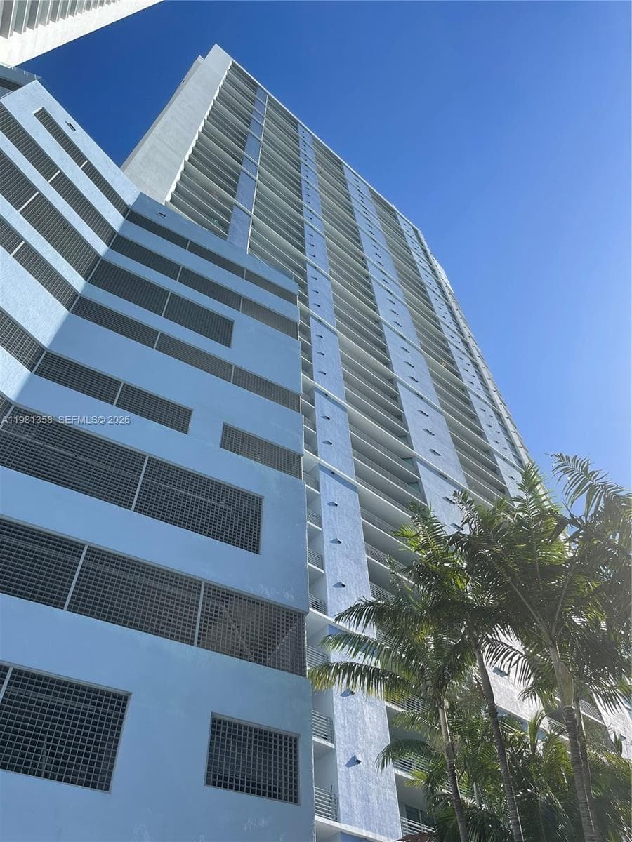 Condominium at 335 S Biscayne Blvd # 3610, Miami FL 33131