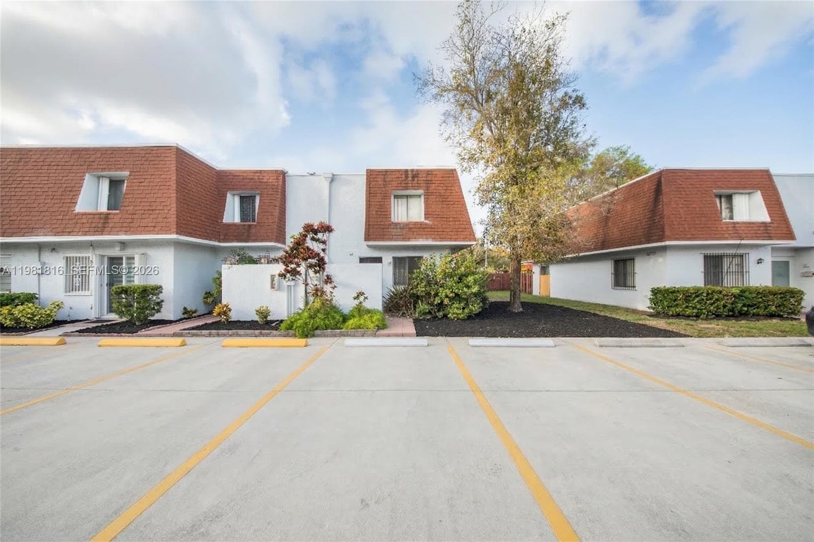 Condominium at 10710 NW 7th St # 11B, Miami FL 33172