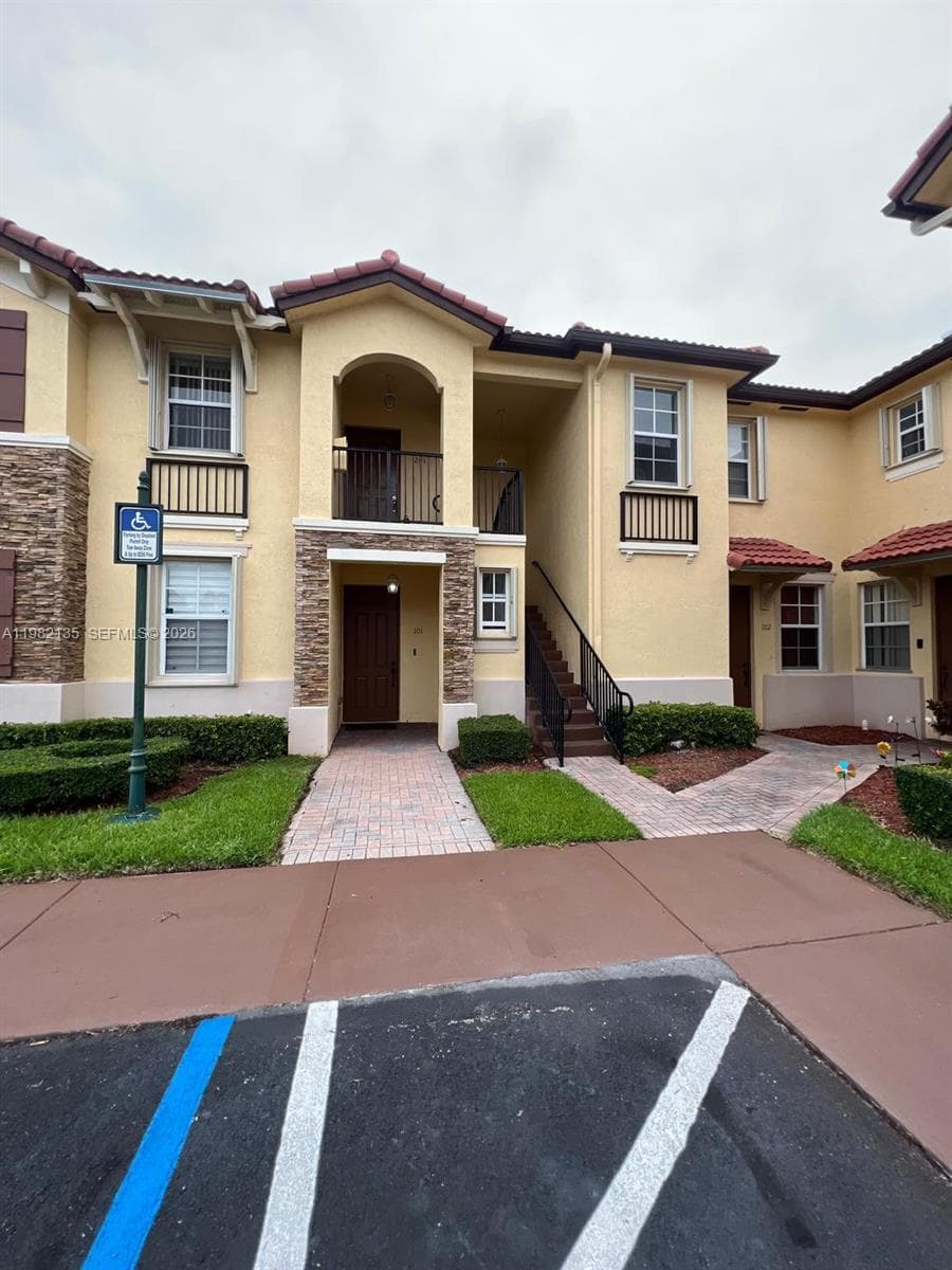 Condominium at 1420 NE 33rd Ave # 15, Homestead FL 33033