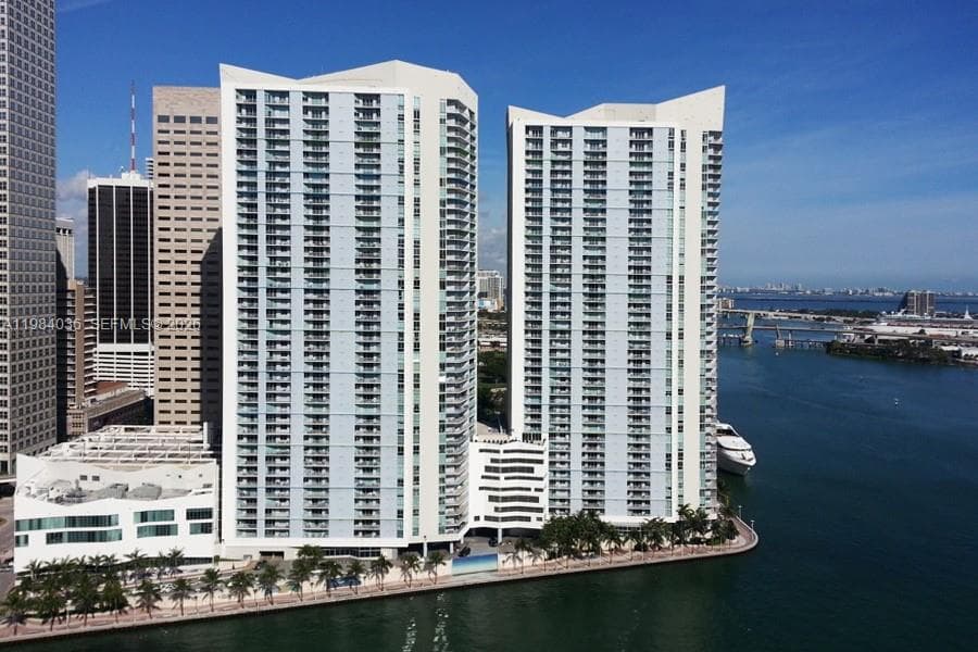 Condominium at Miami, FL, 33131