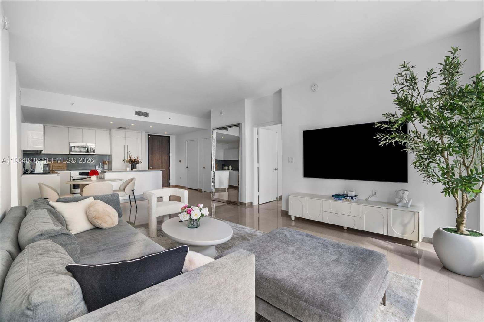 Condominium at 88 SW 7th St # 809, Miami FL 33130