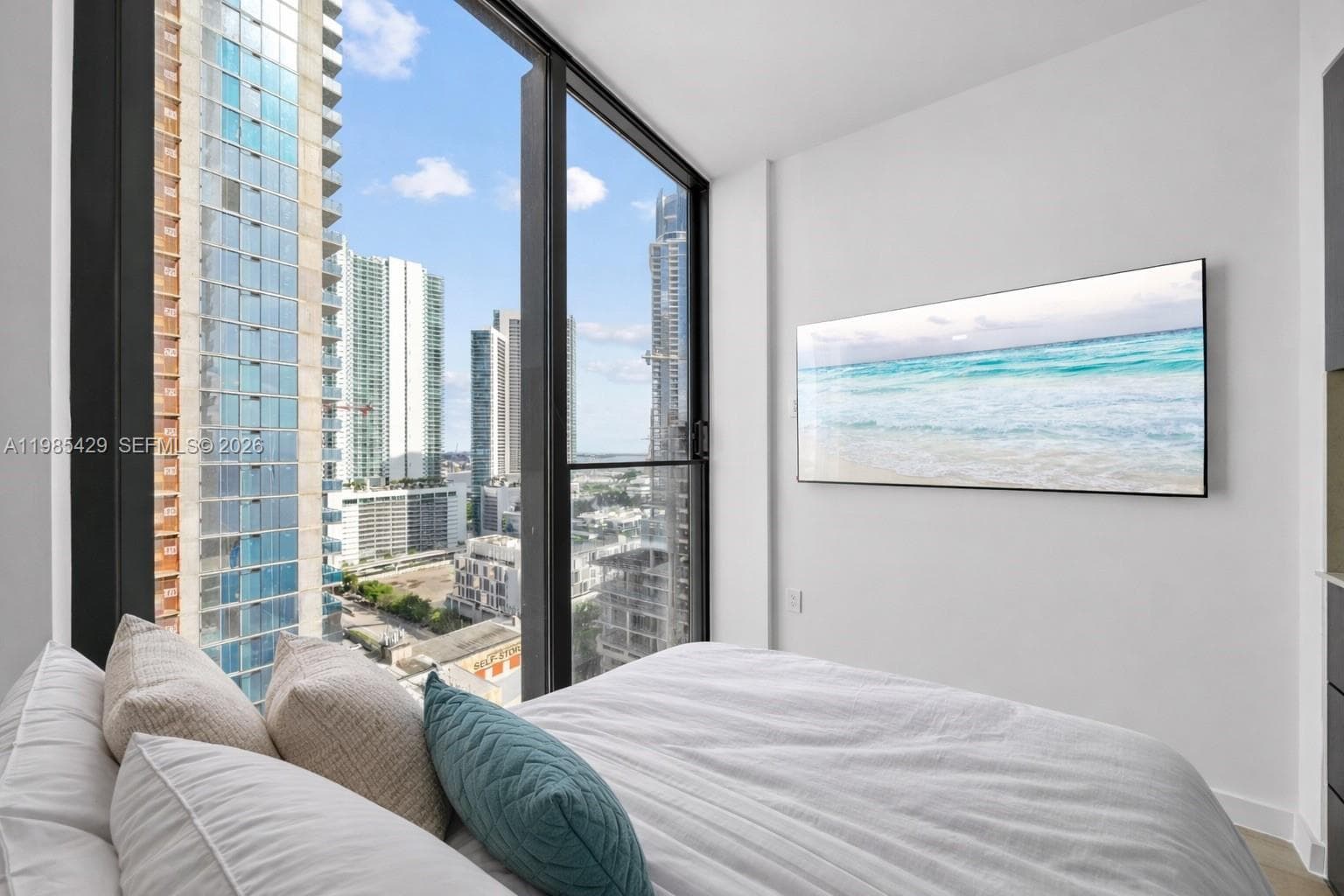Condominium at 20 NE 11 ST # 2306B, Miami FL 33132