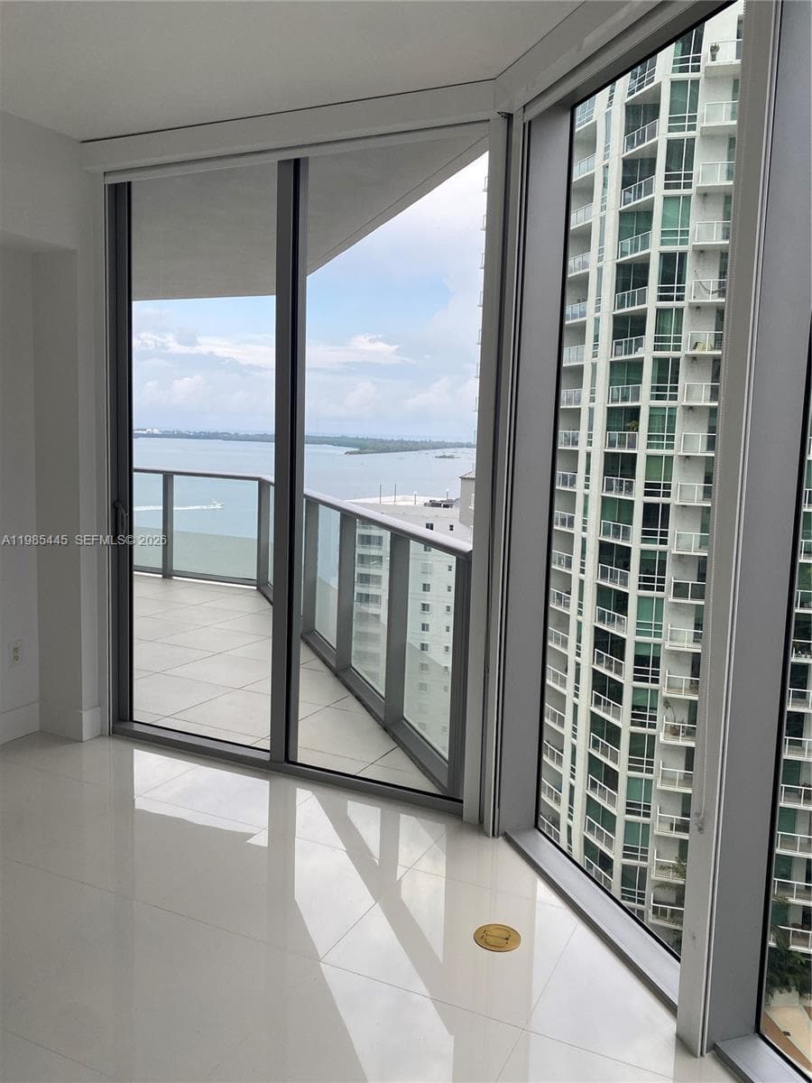 Condominium at 1300 Brickell Bay Dr # 1903, Miami FL 33131