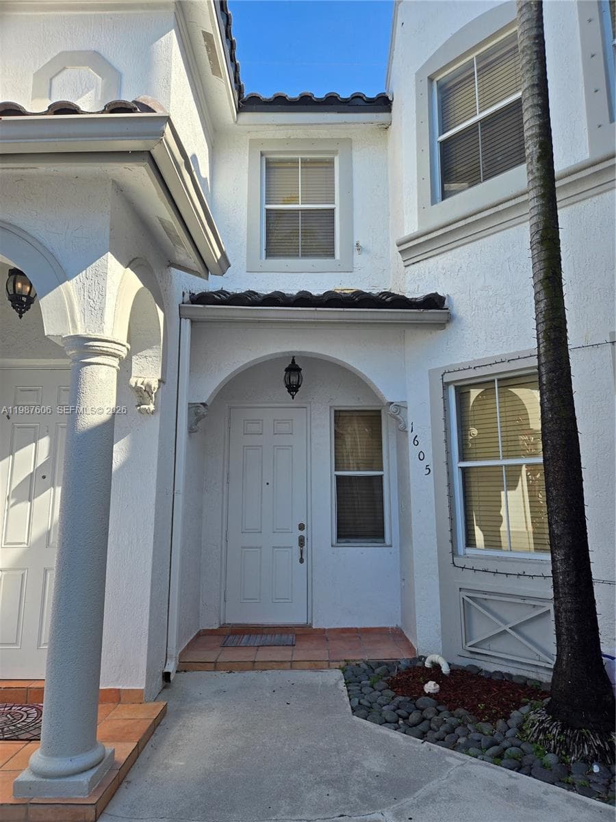 Villa at 5630 NW 107th Ave # 1605, Doral FL 33178
