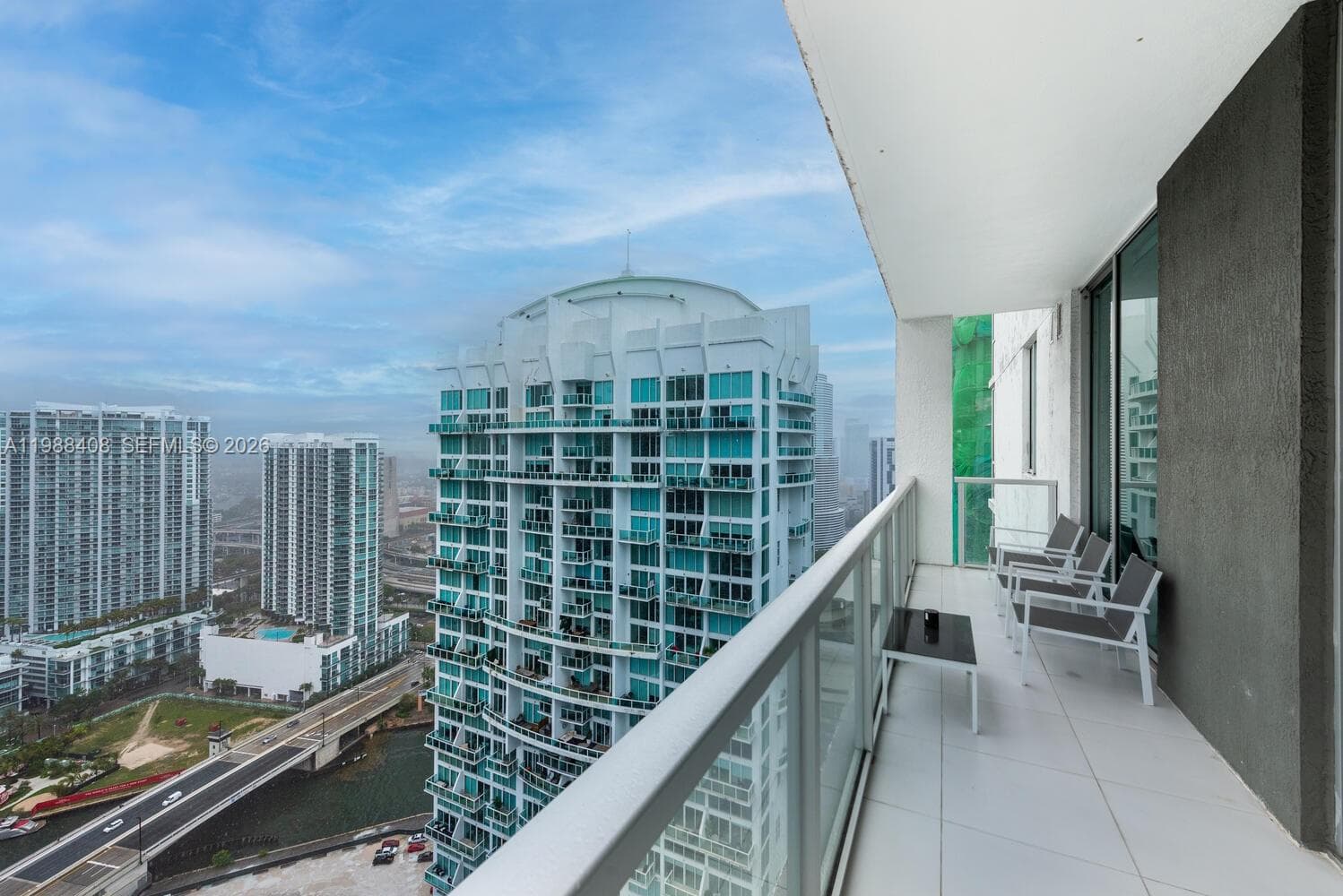 Condominium at 55 SE 6th St # 4200, Miami FL 33131