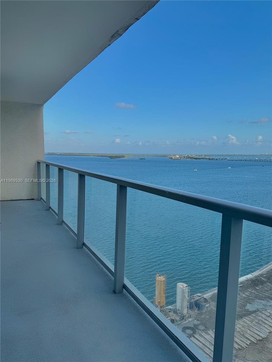 Condominium at 1155 Brickell Bay Dr # 1705, Miami FL 33131