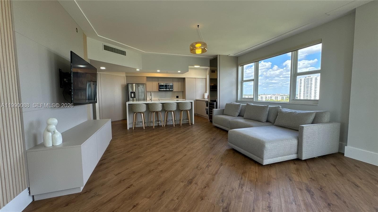 Condominium at 20000 E Country Club Dr # 1016, Aventura FL 33180