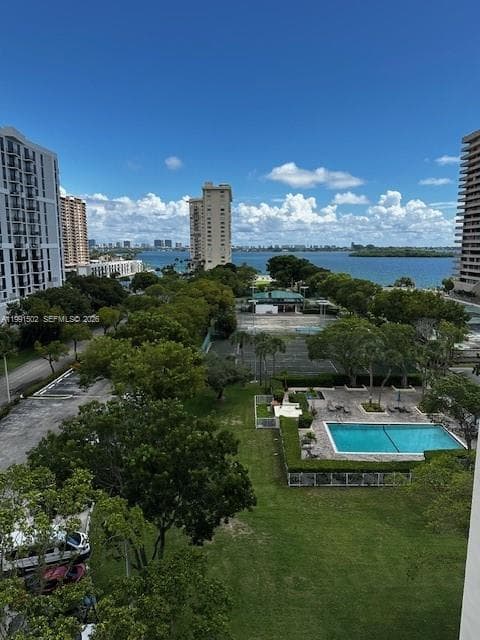 Condominium at Miami, FL, 33181