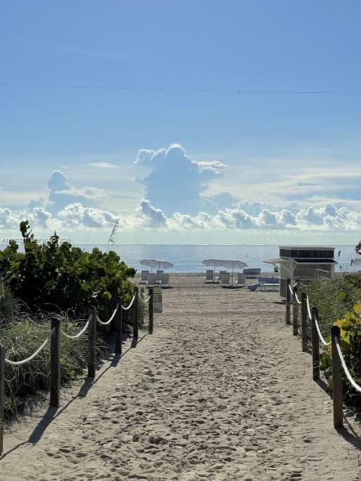 Condominium at 335 Ocean Dr # 214, Miami Beach FL 33139