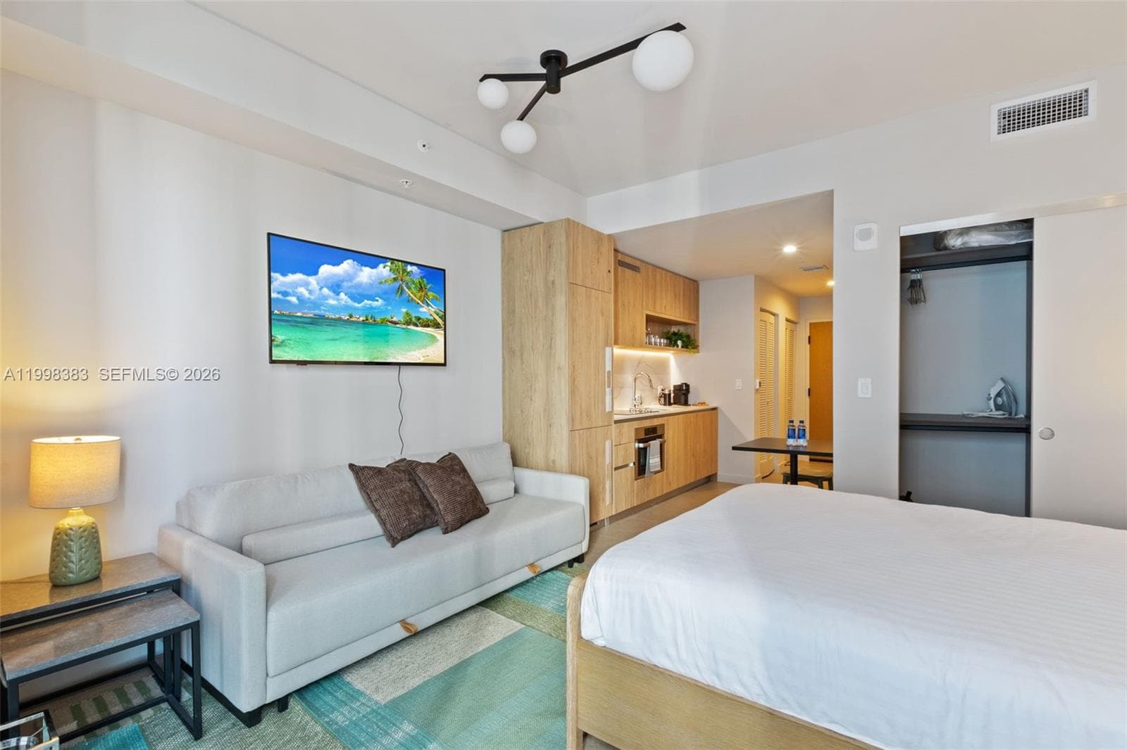 Condominium at 11 NE 6 # 2108, Miami FL 33132