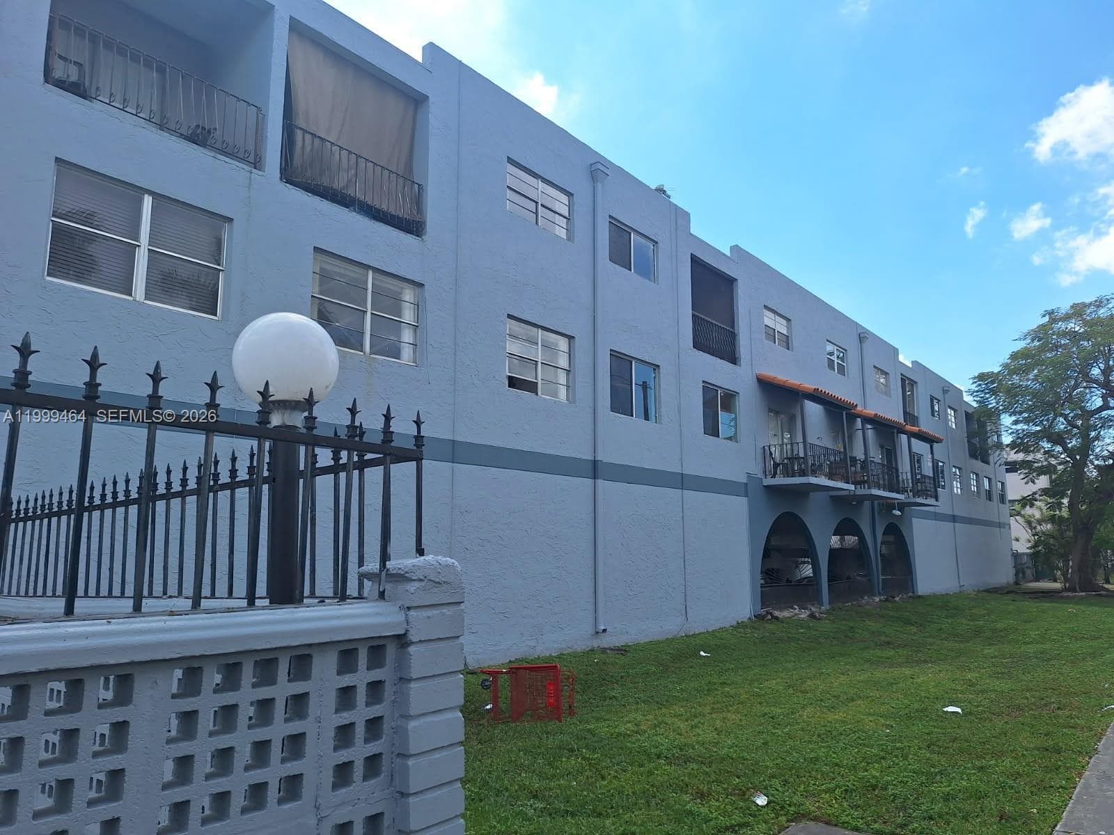 Condominium at 1300 W 53rd St # 19, Hialeah FL 33012