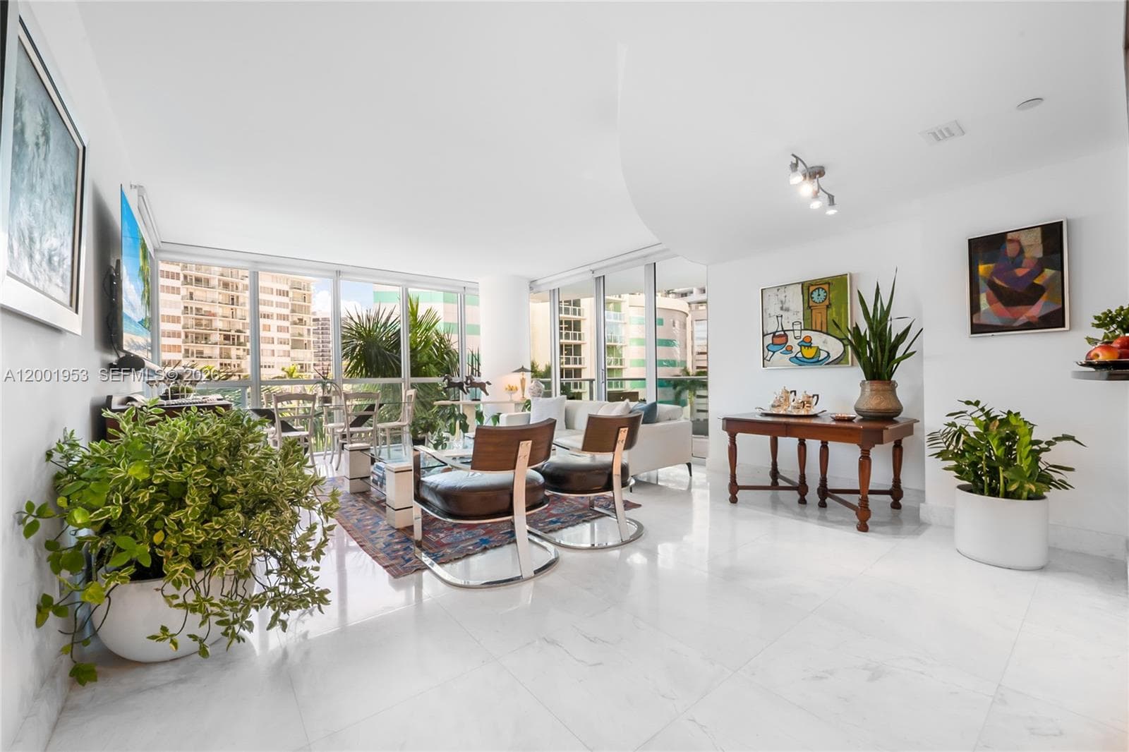 Condominium at 1331 Brickell Bay Dr # 408, Miami FL 33131
