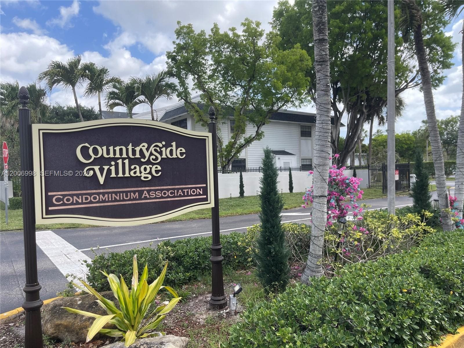 Condominium at 19055 NW 62nd Ave # 205, Hialeah FL 33015
