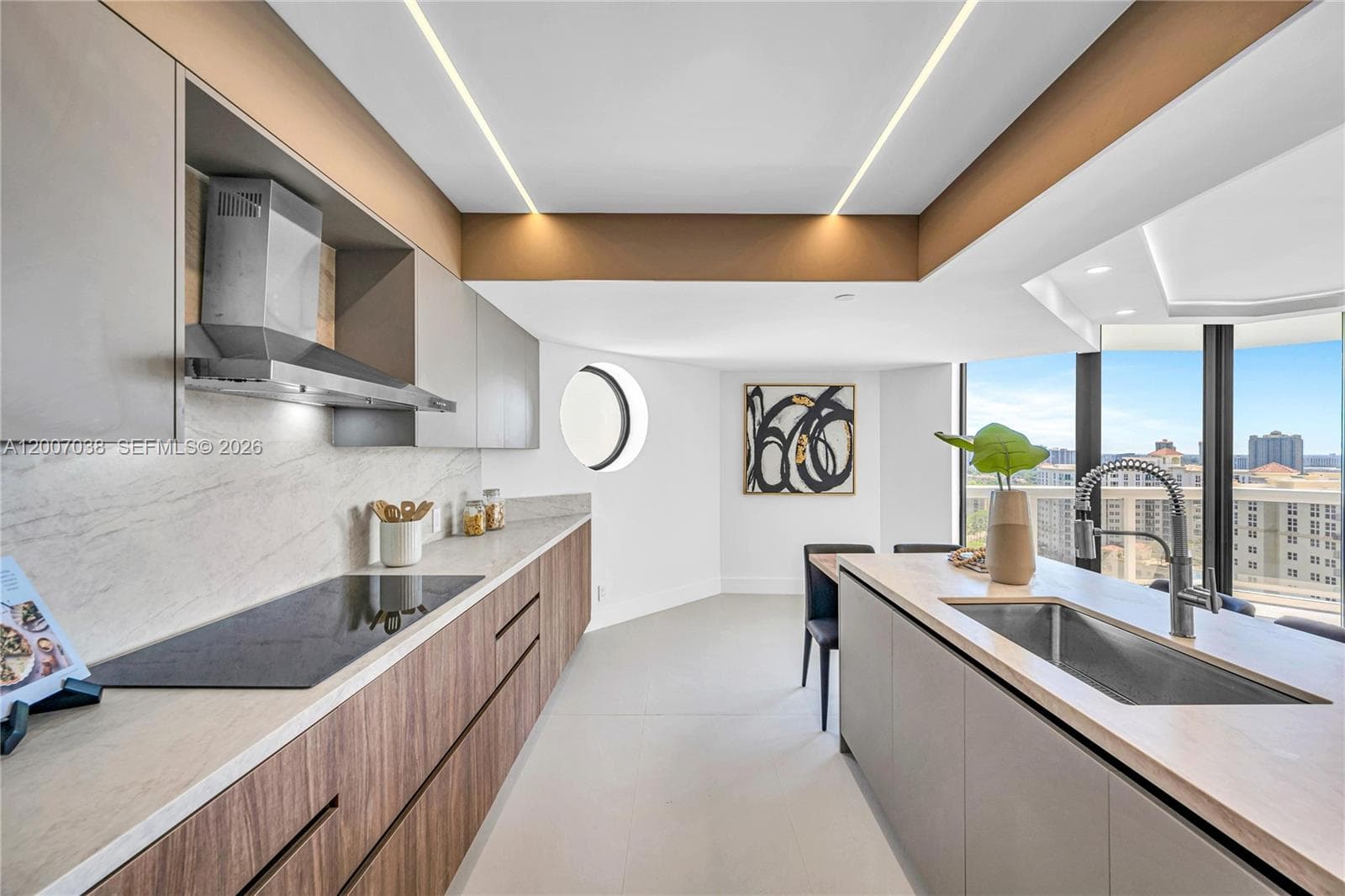 Condominium at 20185 E Country Club Dr # 1904, Aventura FL 33180