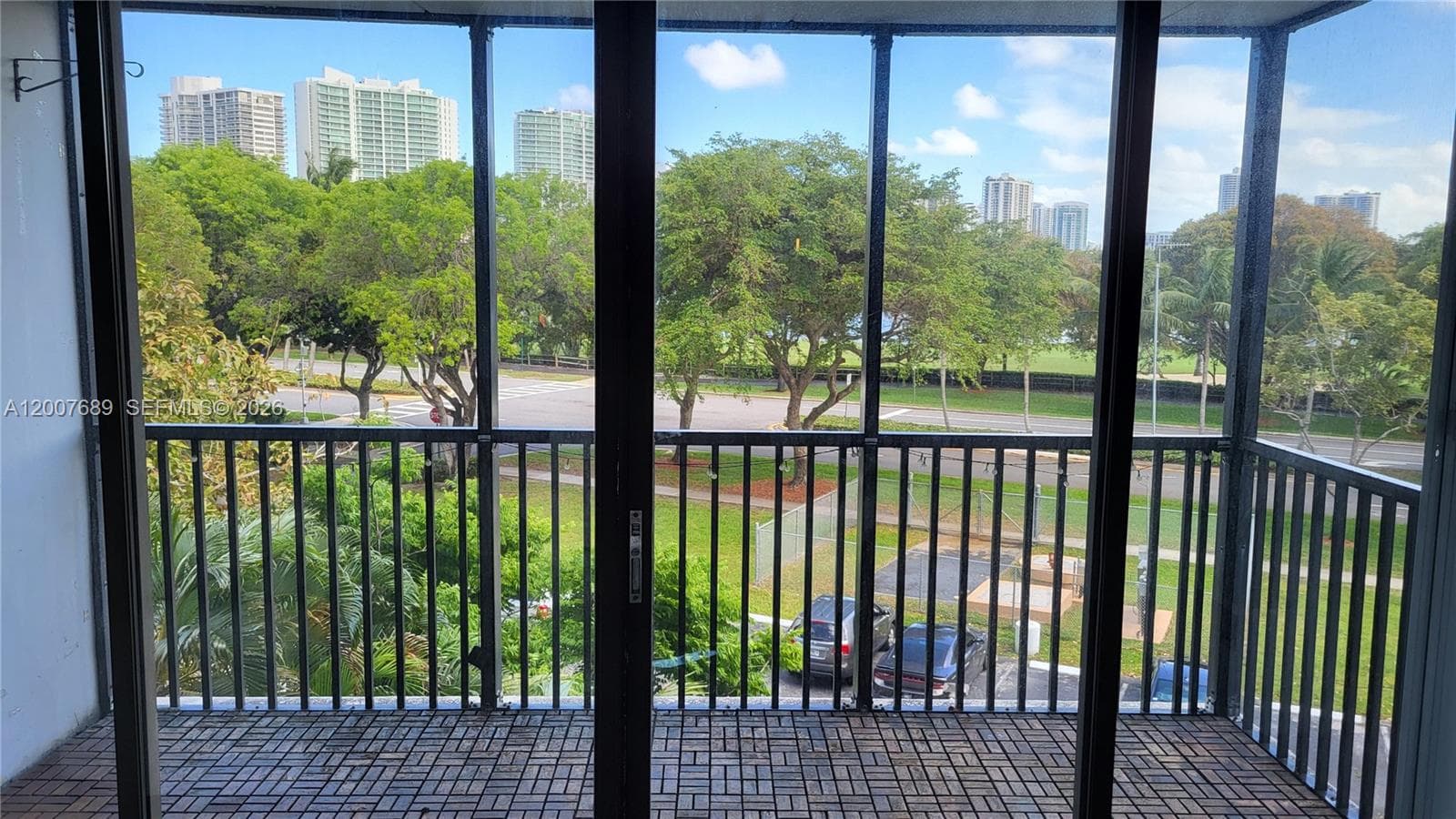 Condominium at 3475 N Country Club Dr # 409, Aventura FL 33180