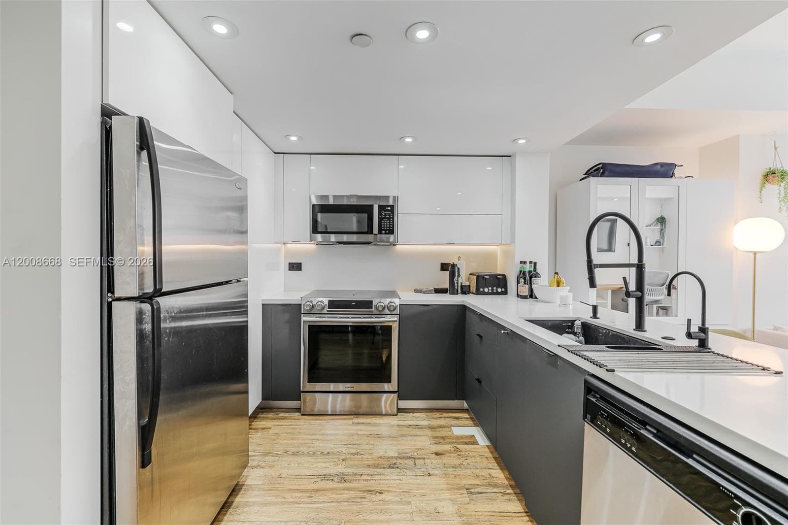 Condominium at 111 E Flagler St # 708, Miami FL 33131