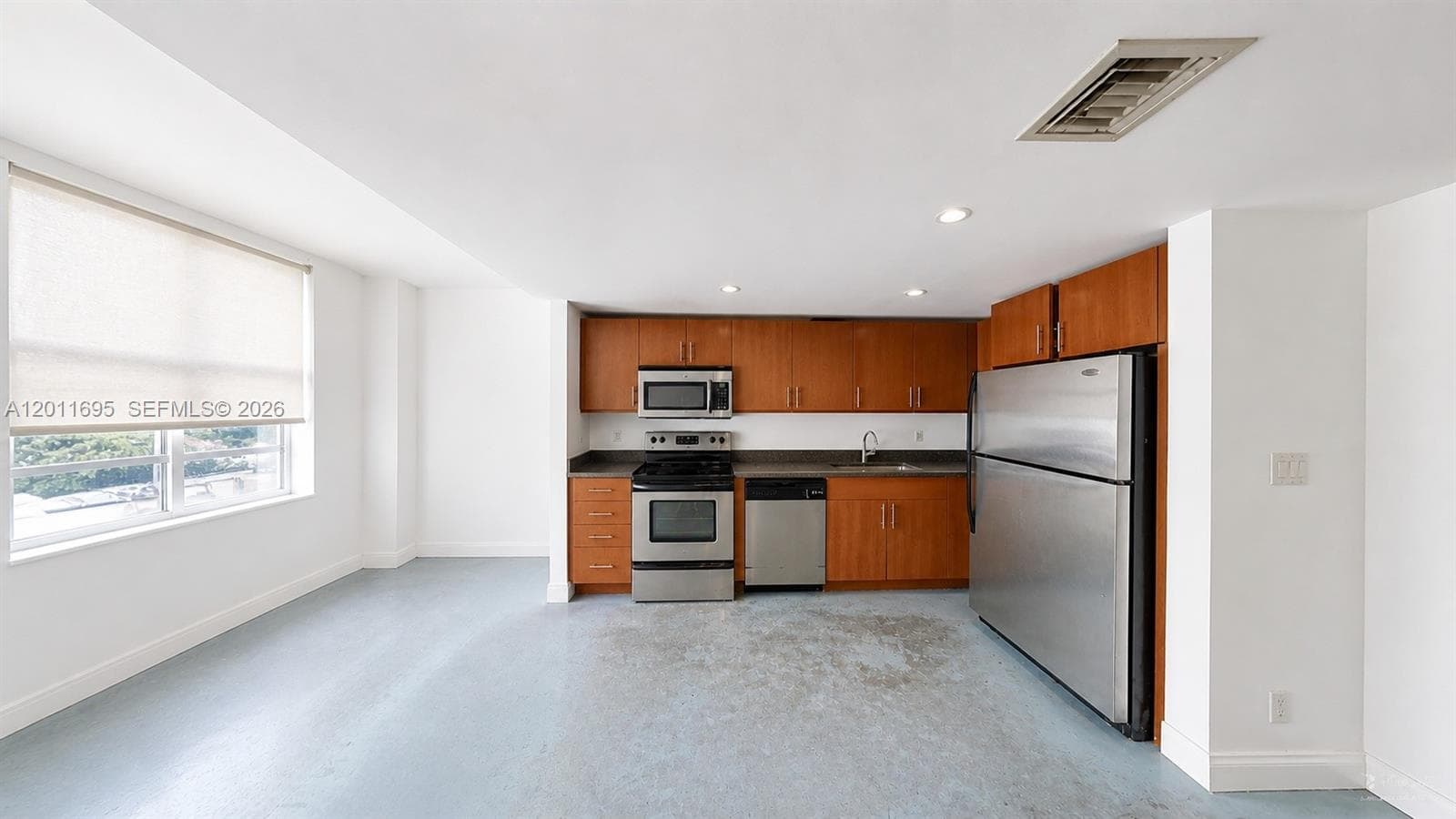 Condominium at 111 E Flagler St # 705, Miami FL 33131