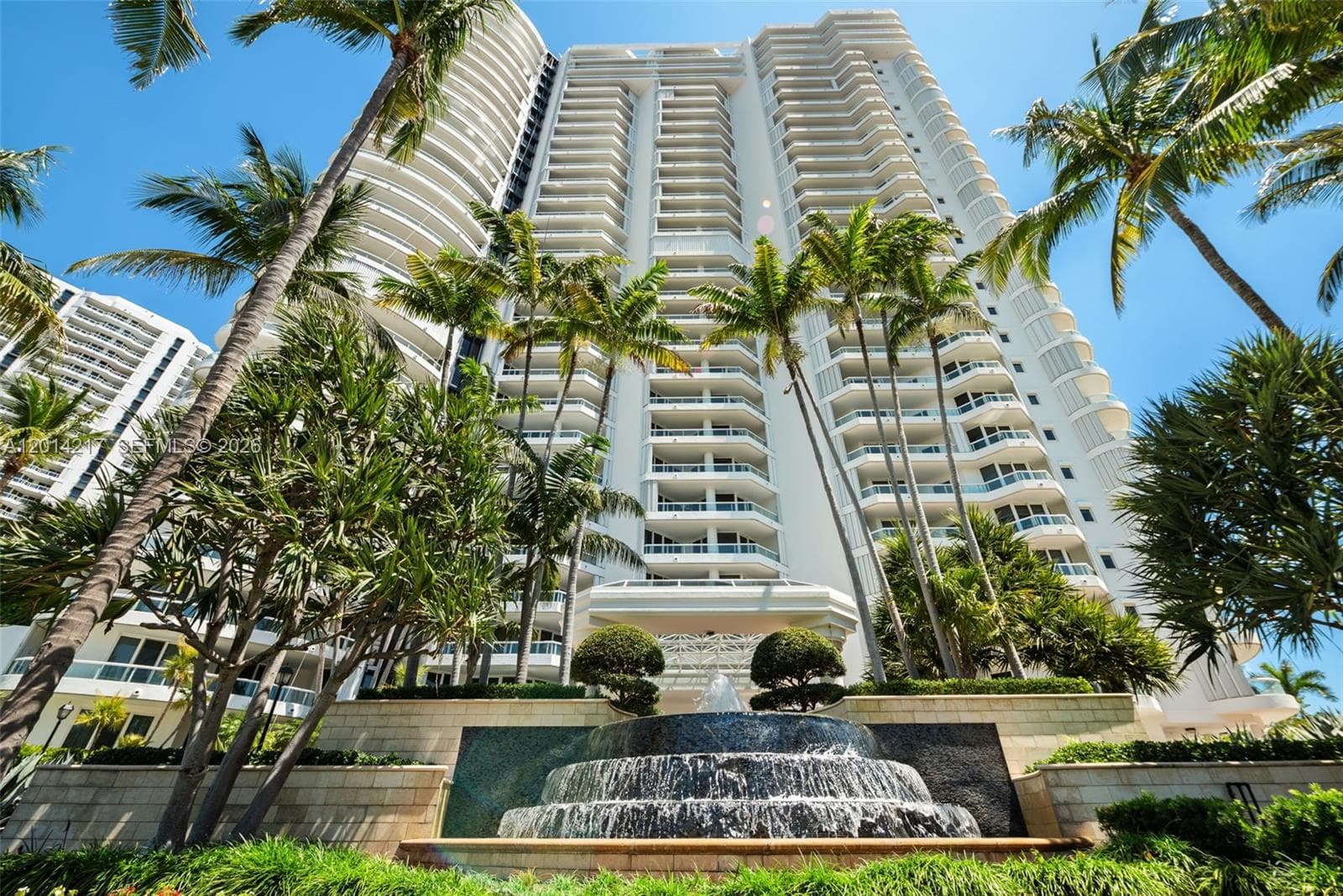 Condominium at 21050 Point Pl # 302, Aventura FL 33180