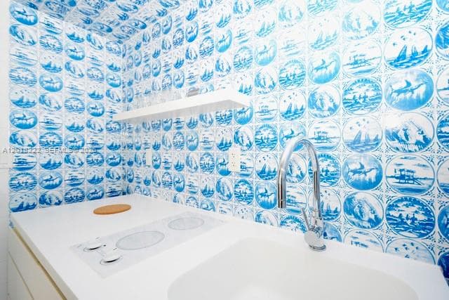 Condominium at 1100 West Ave # 425, Miami Beach FL 33139
