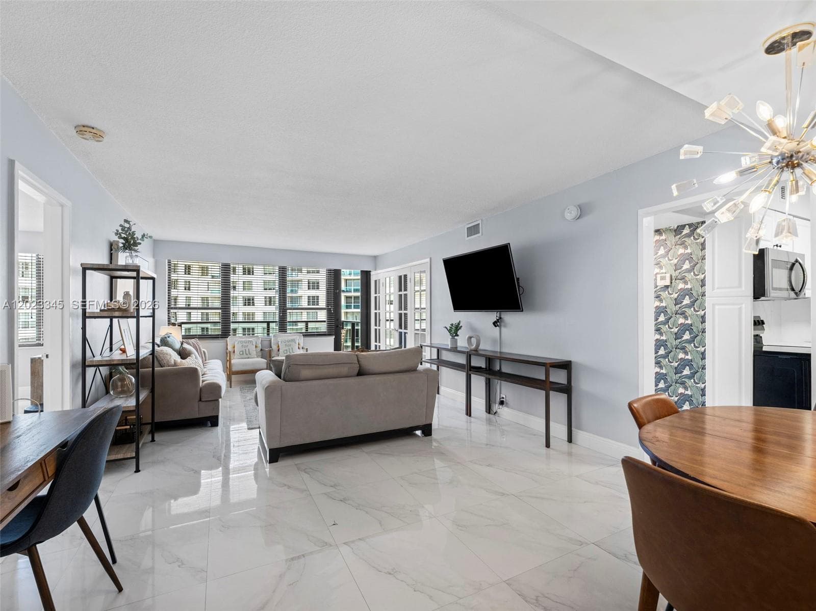 Condominium at 5225 Collins Ave # 1509, Miami Beach FL 33140