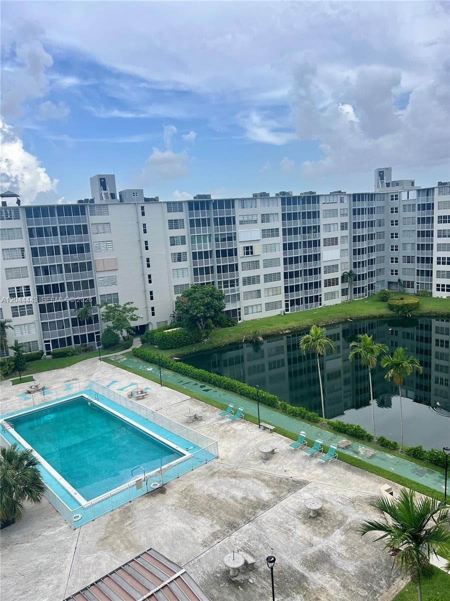 Condominium at 1780 NE 191st St # 2, Miami FL 33179