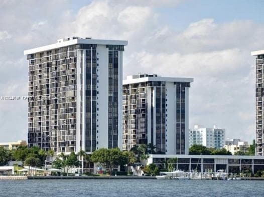 Condominium at 1901 Brickell Ave # B1614, Miami FL 33129