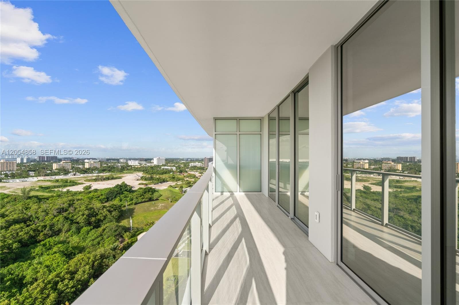 Condominium at 2411 Laguna Circle # 1604, North Miami FL 33181