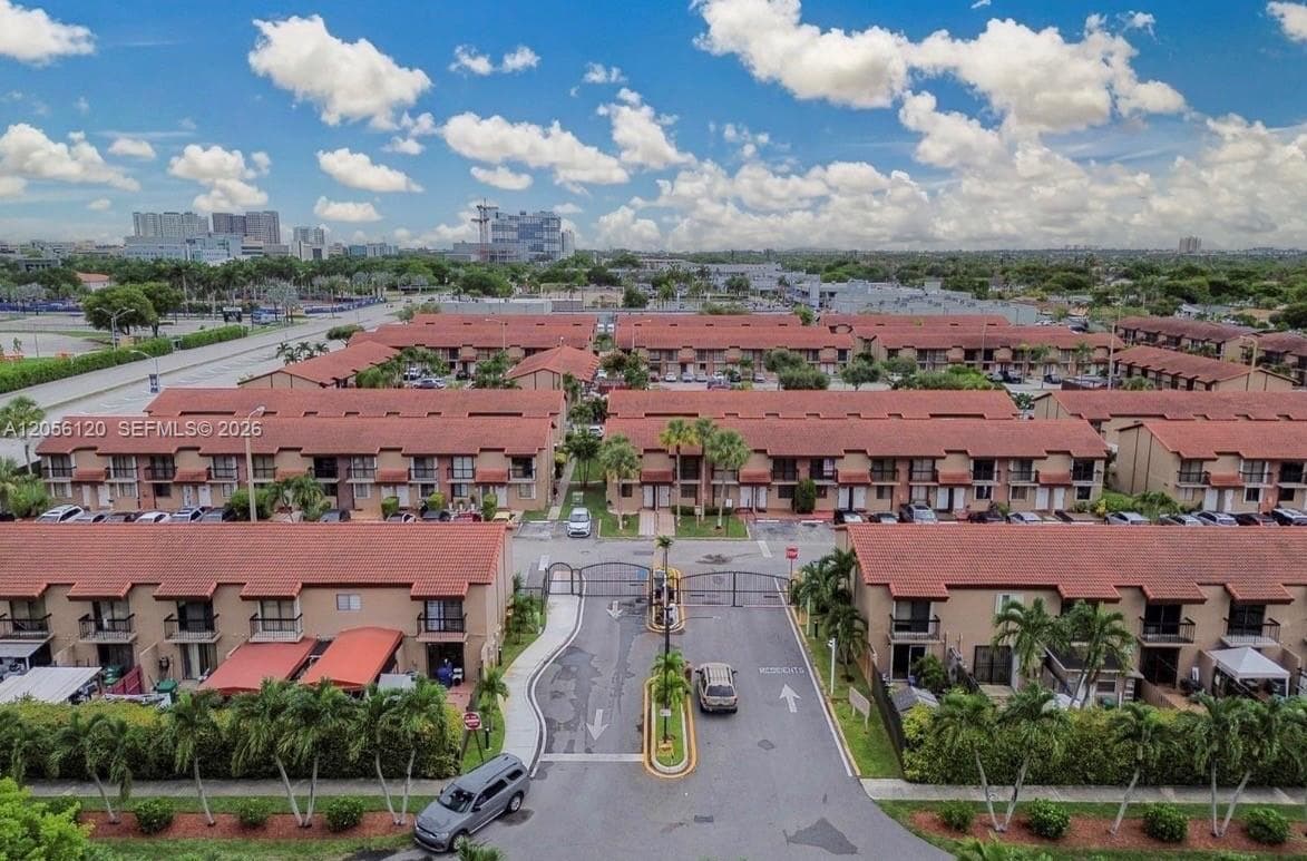 Townhouse at 1809 SW 107th Ave # 2707, Miami FL 33165