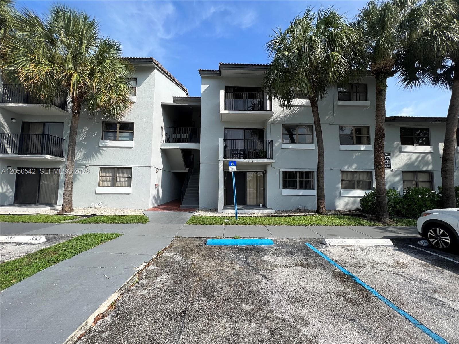 Condominium at 7235 NW 179th St # 104, Hialeah FL 33015