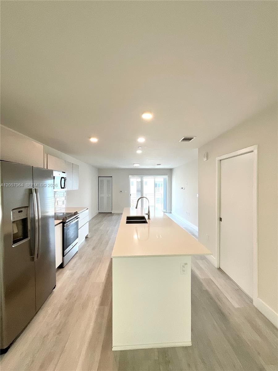Townhouse at 2555 NE 193rd St # 2206, Miami FL 33180