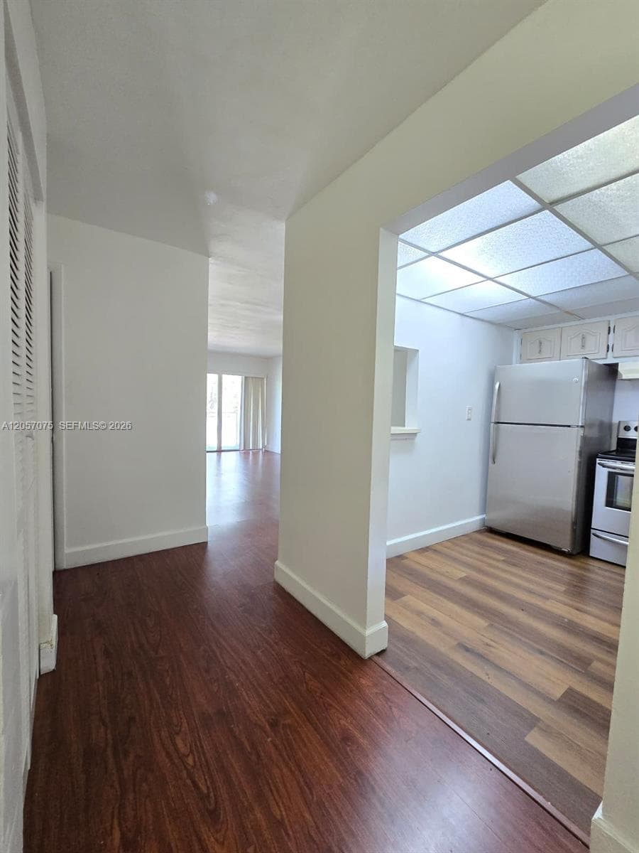 Condominium at 9357 Fontainebleau Blvd # D420, Miami FL 33172