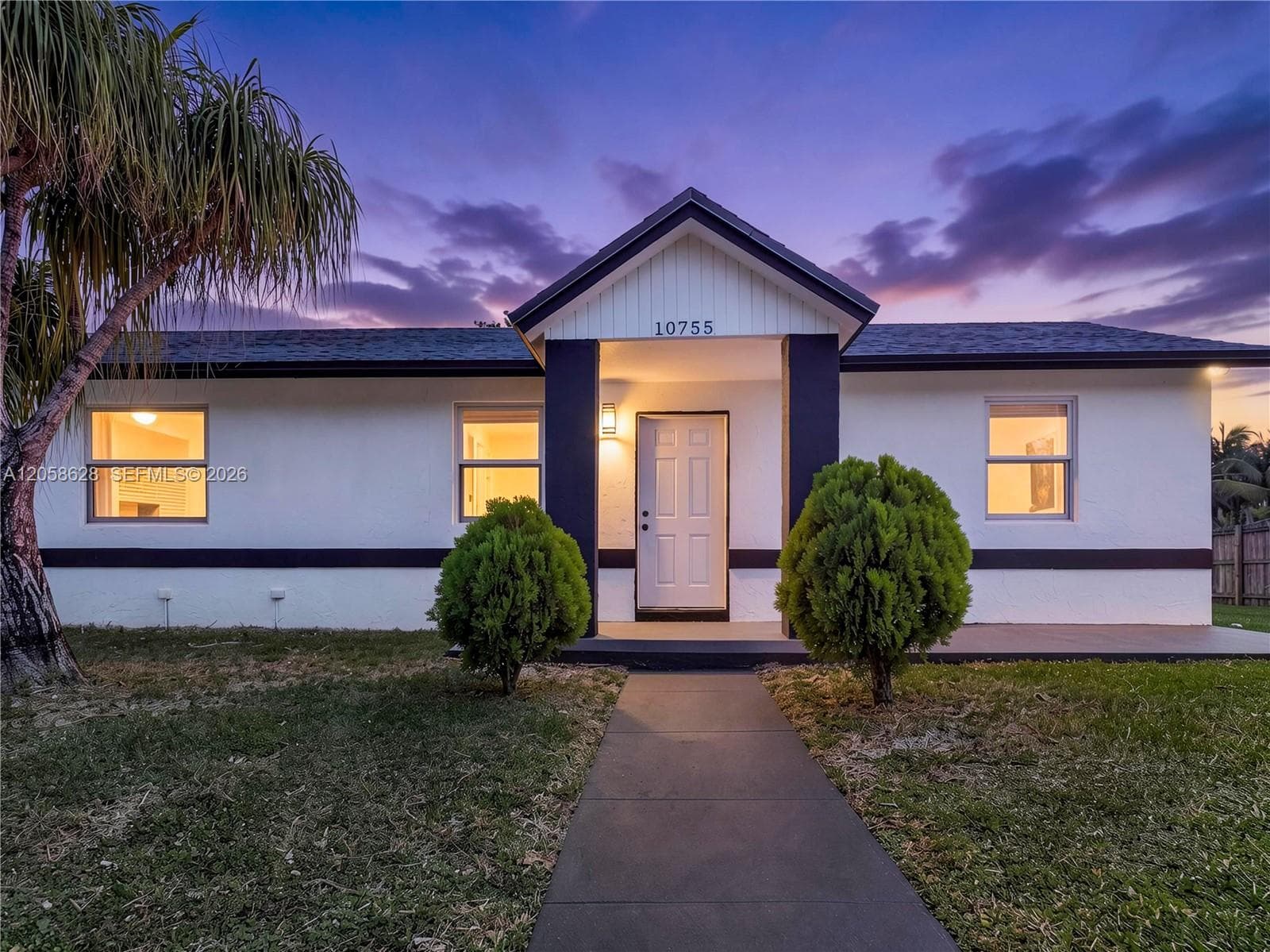 Single Family Residence at 10755 SW 217th St, Miami FL 33170