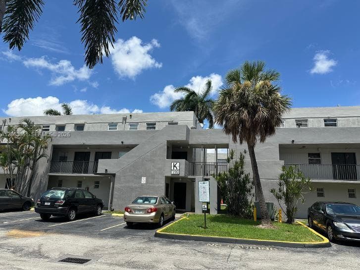 Condominium at 220 NW 87th Ave # K108, Miami FL 33172