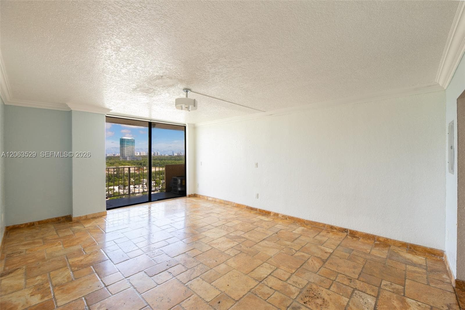 Condominium at 2350 NE 135th St # 1503, North Miami FL 33181