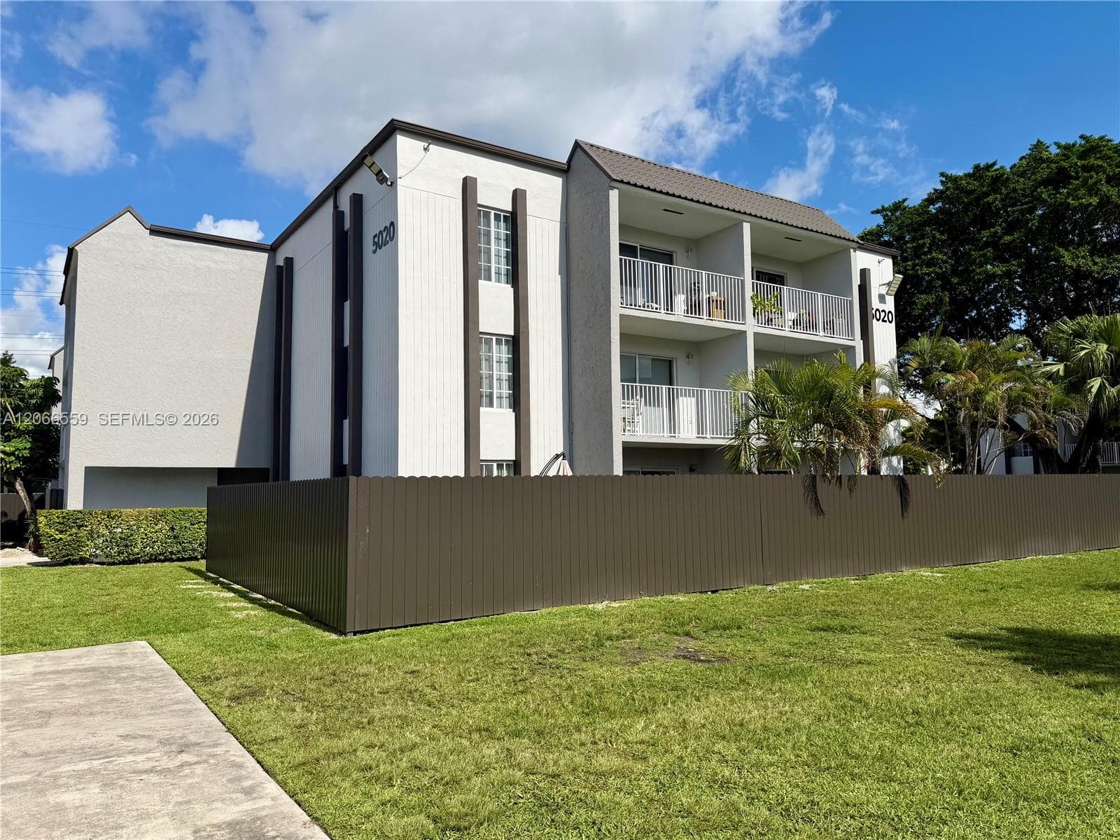 Condominium at 5020 NW 79th Ave # 202, Doral FL 33166