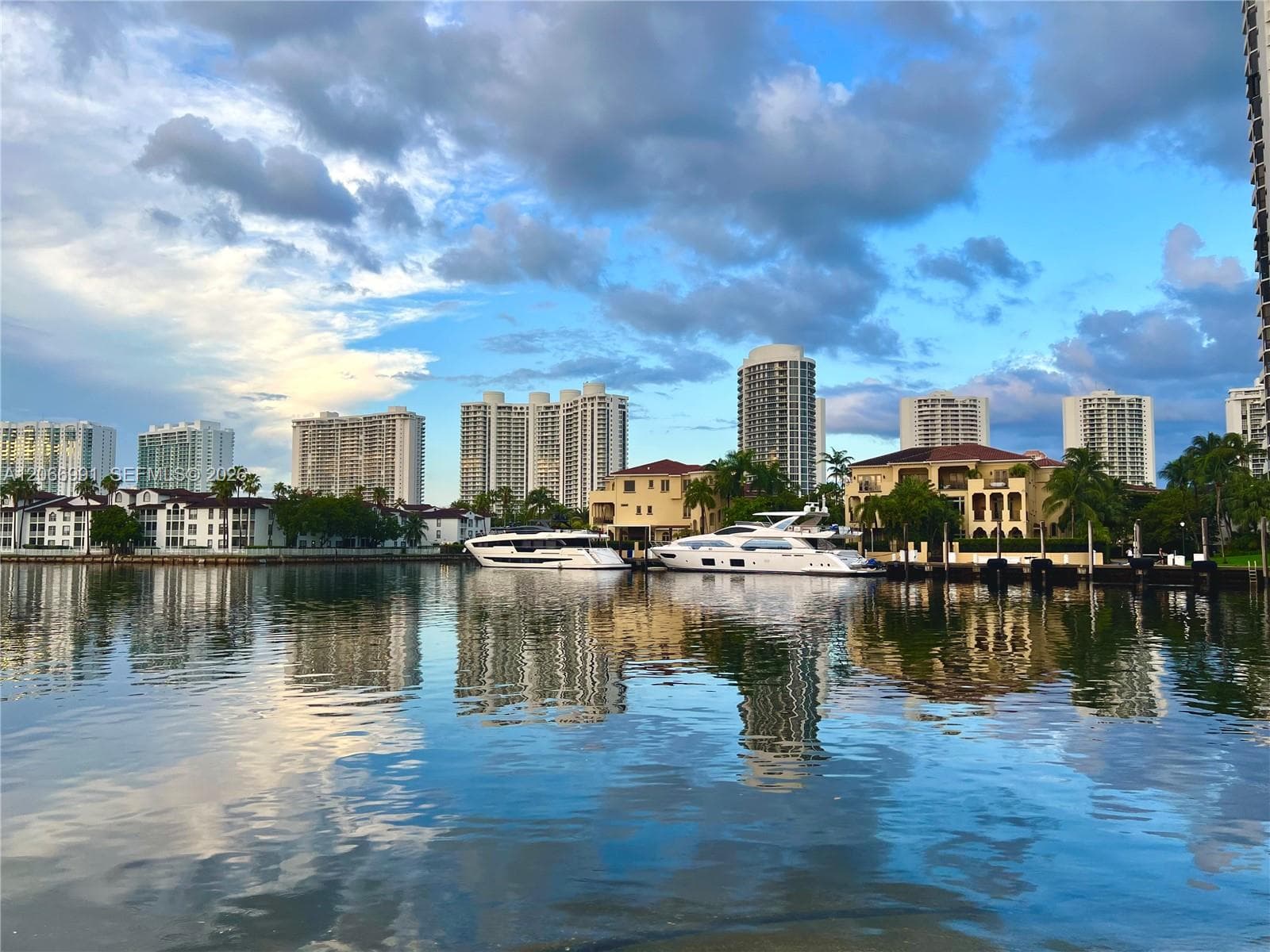 Condominium at Aventura, FL, 33160