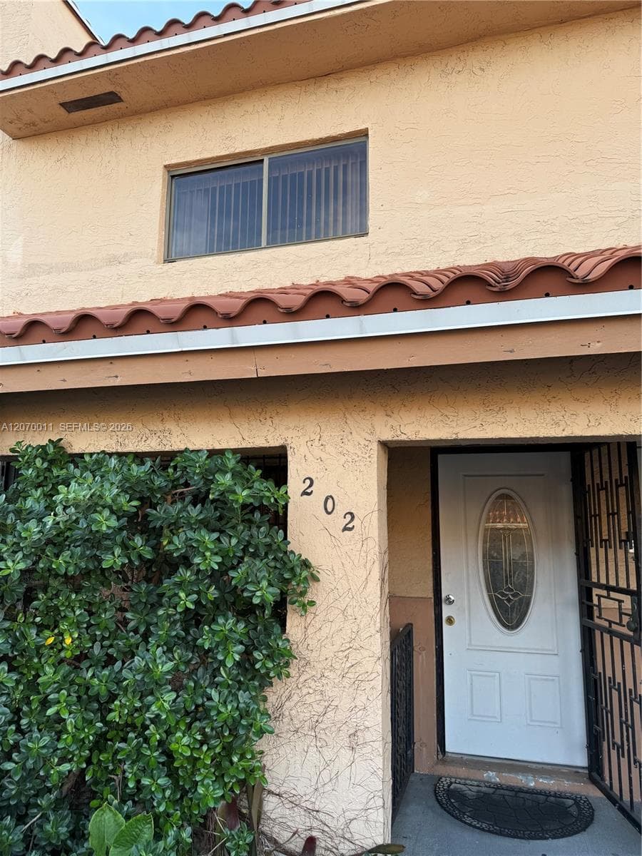 Condominium at 7772 W 29th Way # 202, Hialeah FL 33018