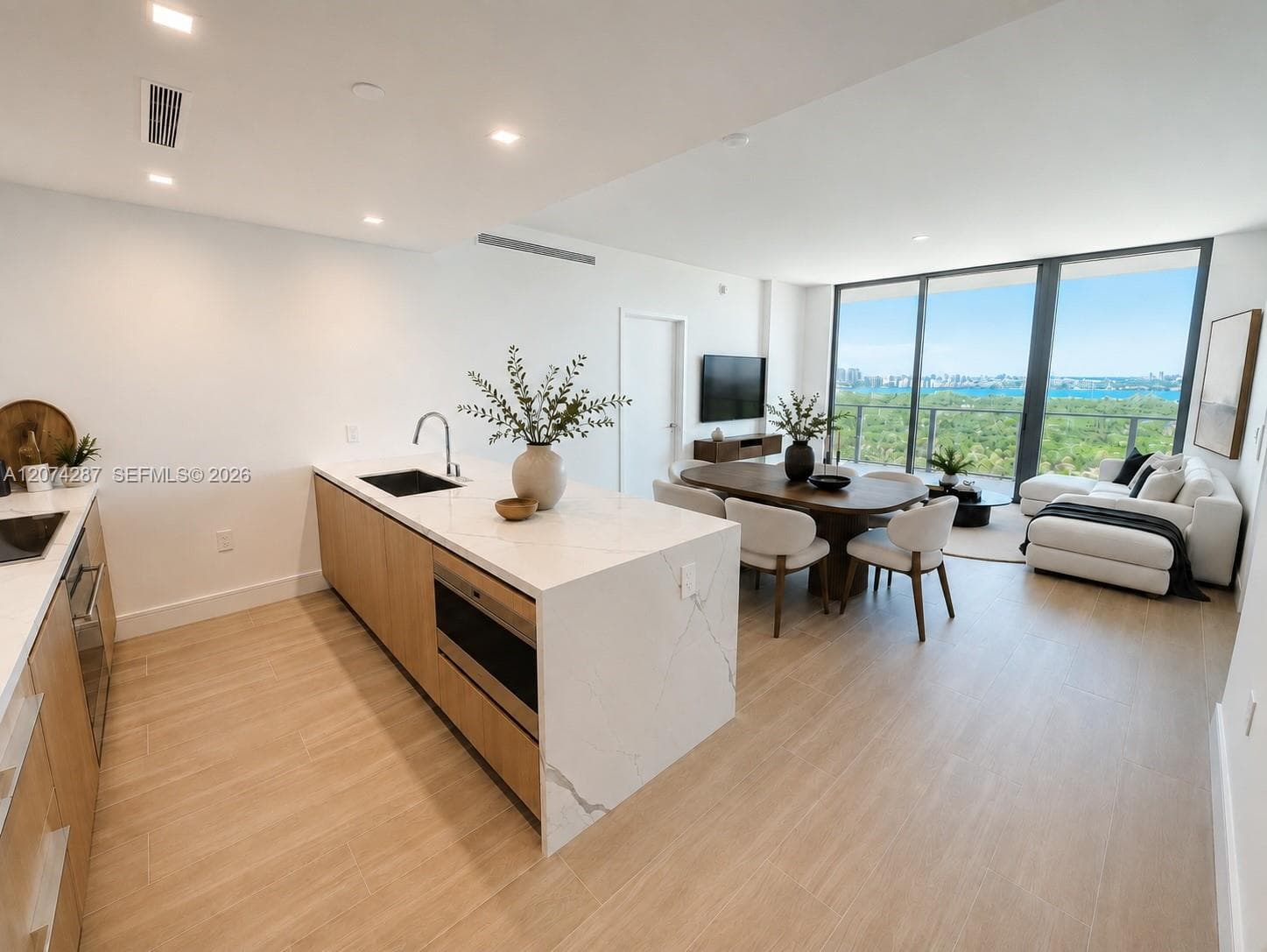 Condominium at 2411 Laguna circle # 1503, North Miami FL 33181