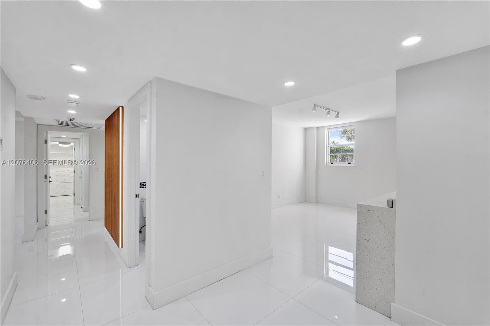 Condominium at 90 Edgewater Dr # 104, Coral Gables FL 33133