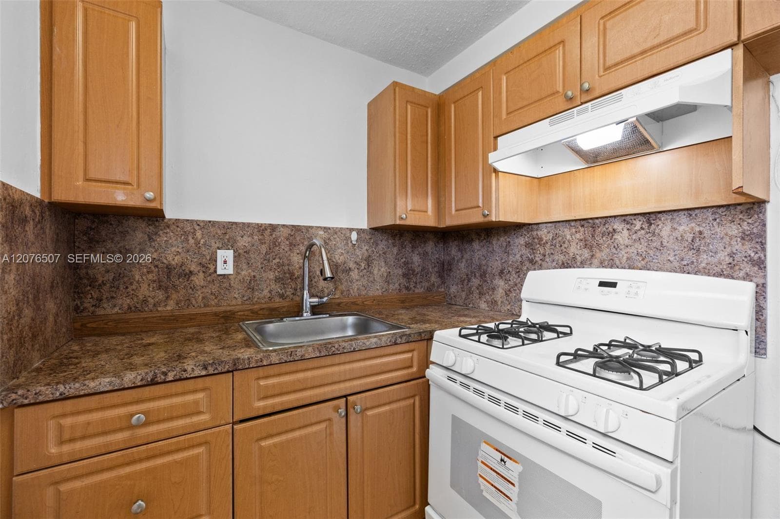 Apartment at 2799 E 4th Ave # 10, Hialeah FL 33013