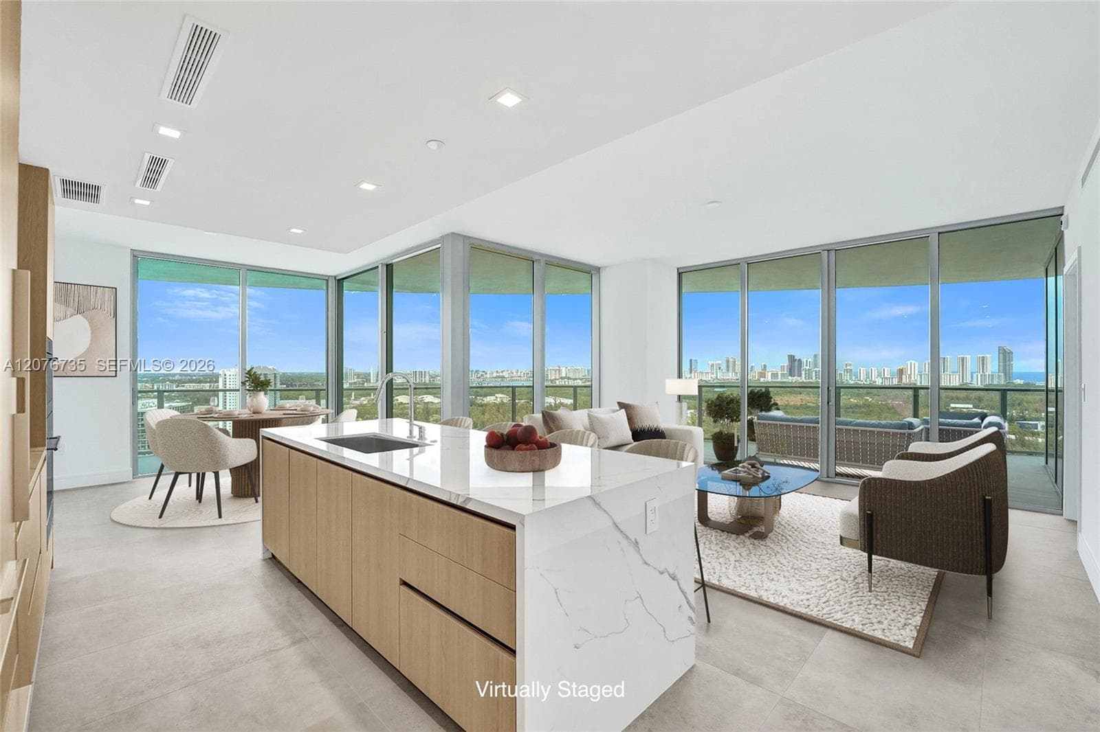 Condominium at 2411 Laguna Circle # 2511, North Miami FL 33181