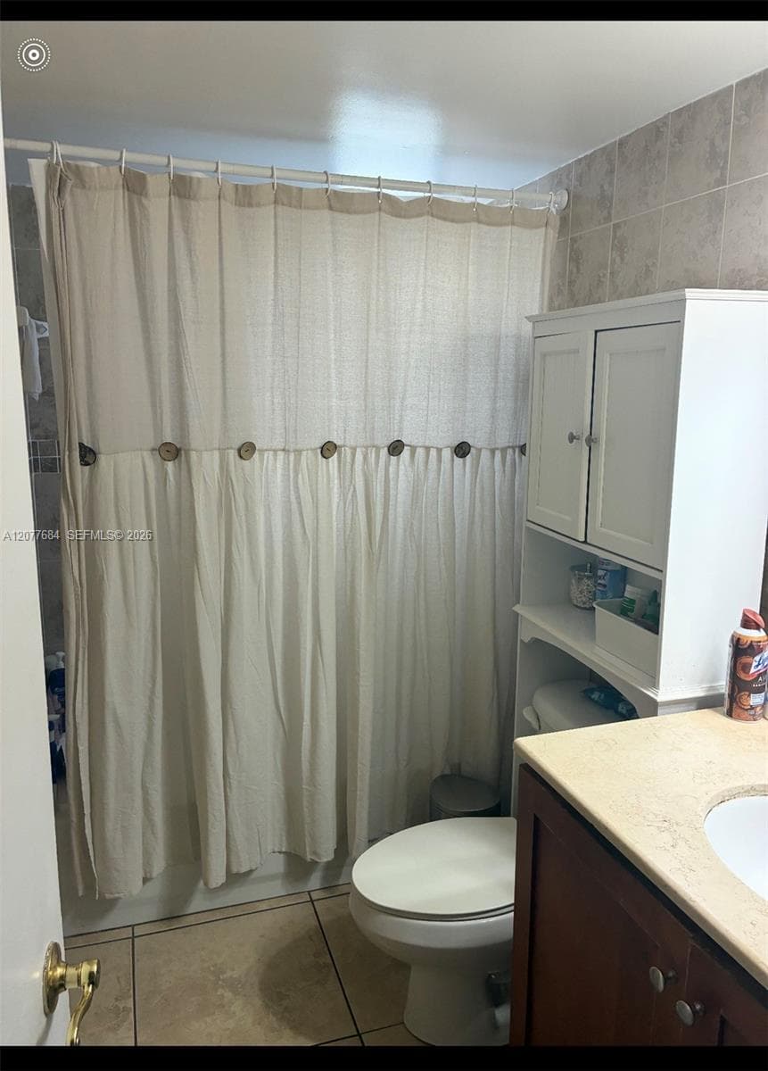 Condominium at 4550 NW 9th St # 821E, Miami FL 33126